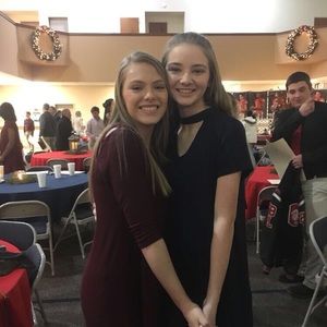 Meet your Posher, Chloe